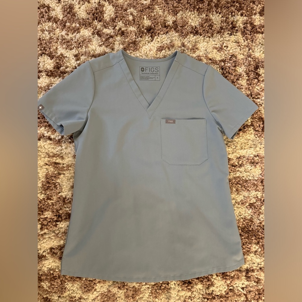 FIGS Catarina One-Pocket Scrub Top, Size Small, Dusty Blue